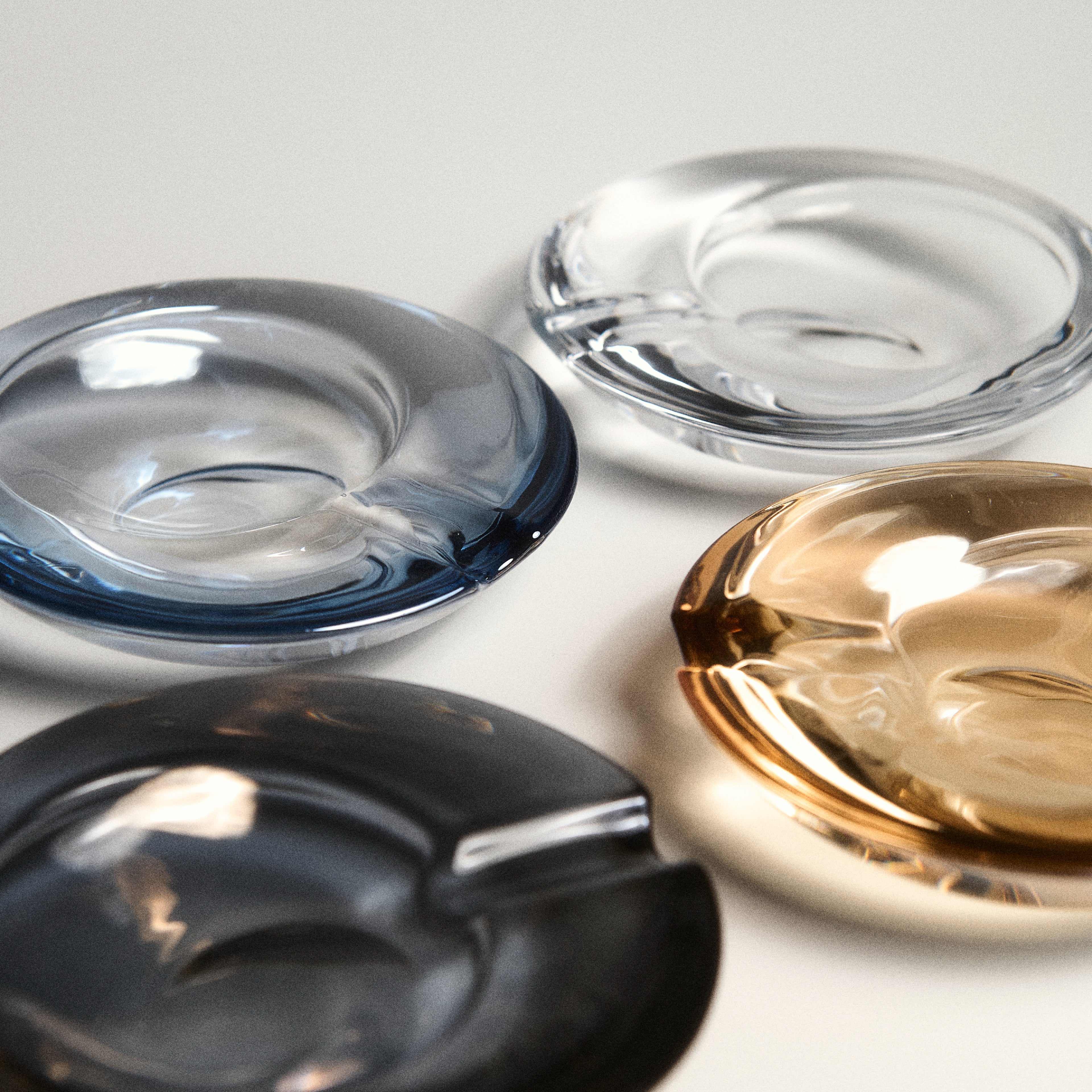 V.VLT SELECT｜圓玻線香盤 - 透明