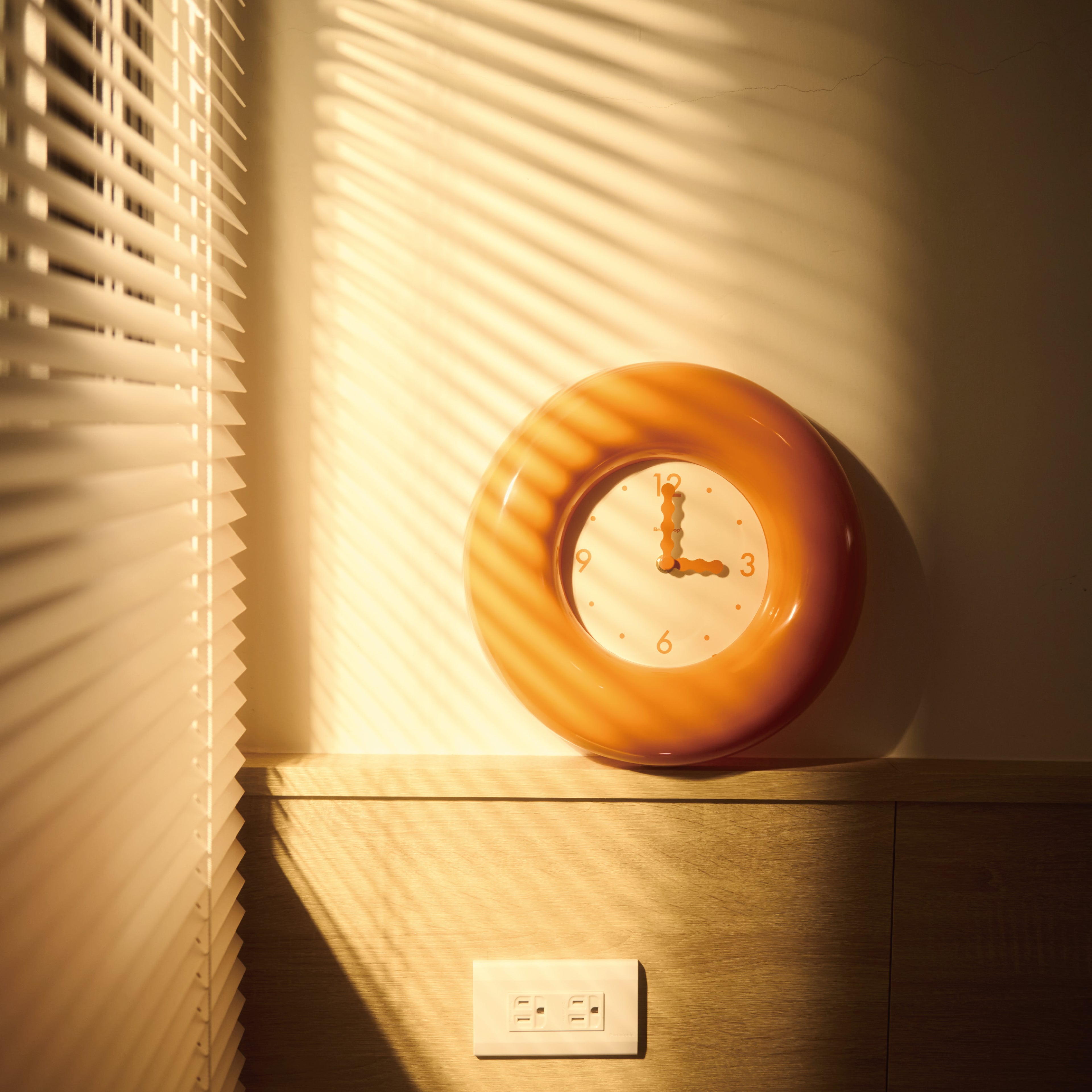 貝果靜音掛鐘 - 橘