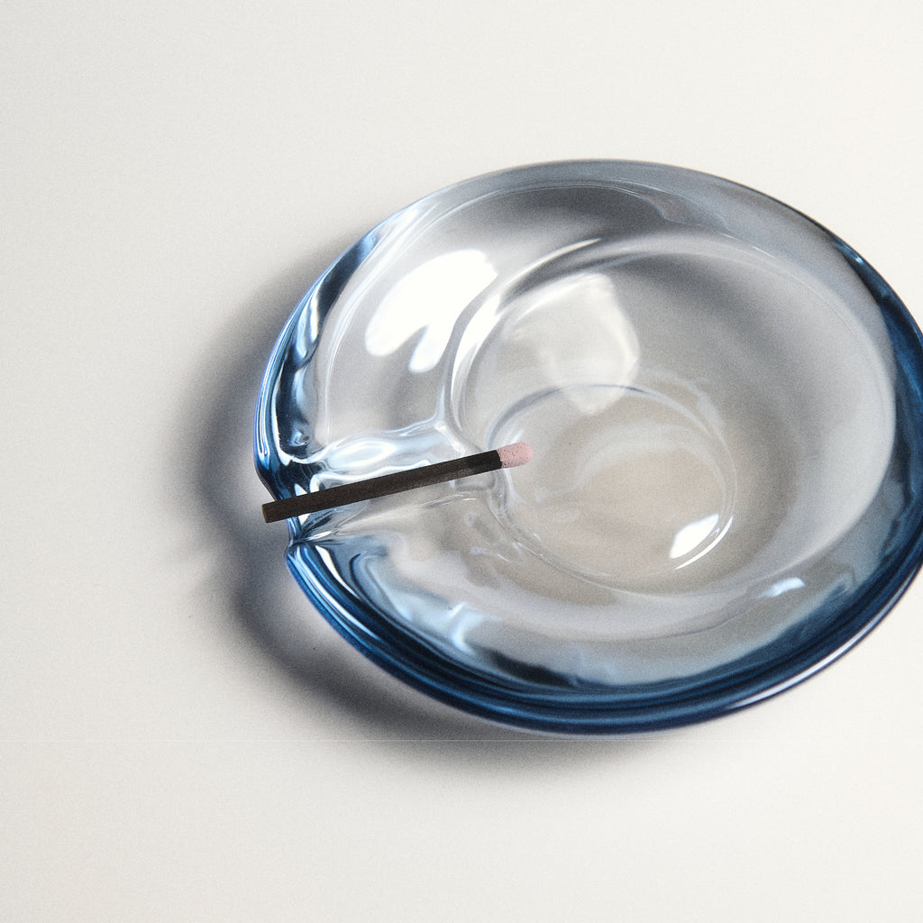 V.VLT SELECT｜圓玻線香盤 - 冰藍