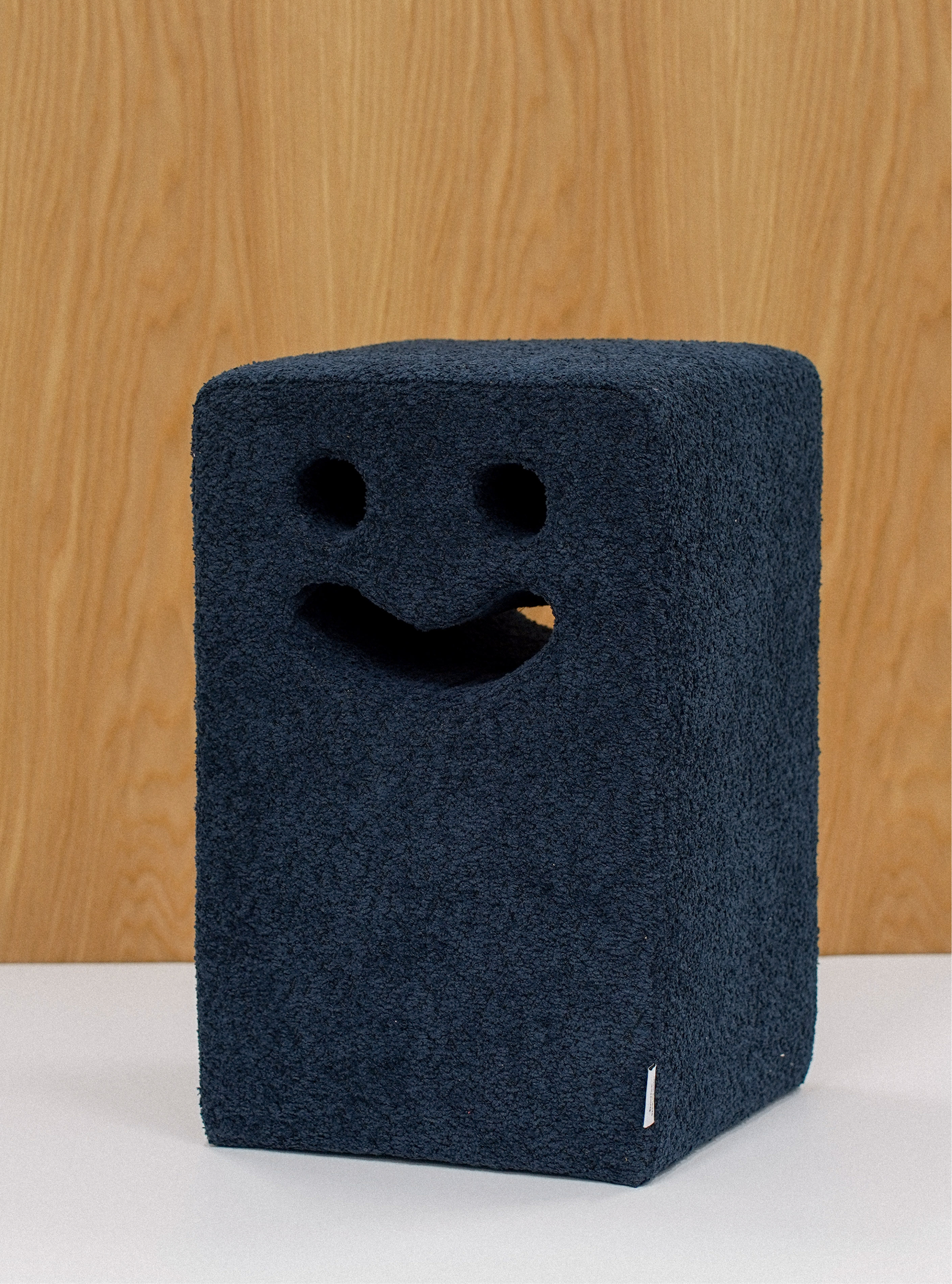 OH RRR MAK HOUSE｜Smile Stool 微笑椅