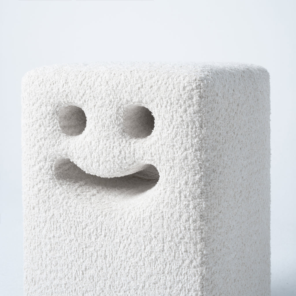 OH RRR MAK HOUSE｜Smile Stool 微笑椅 - White (Standard)