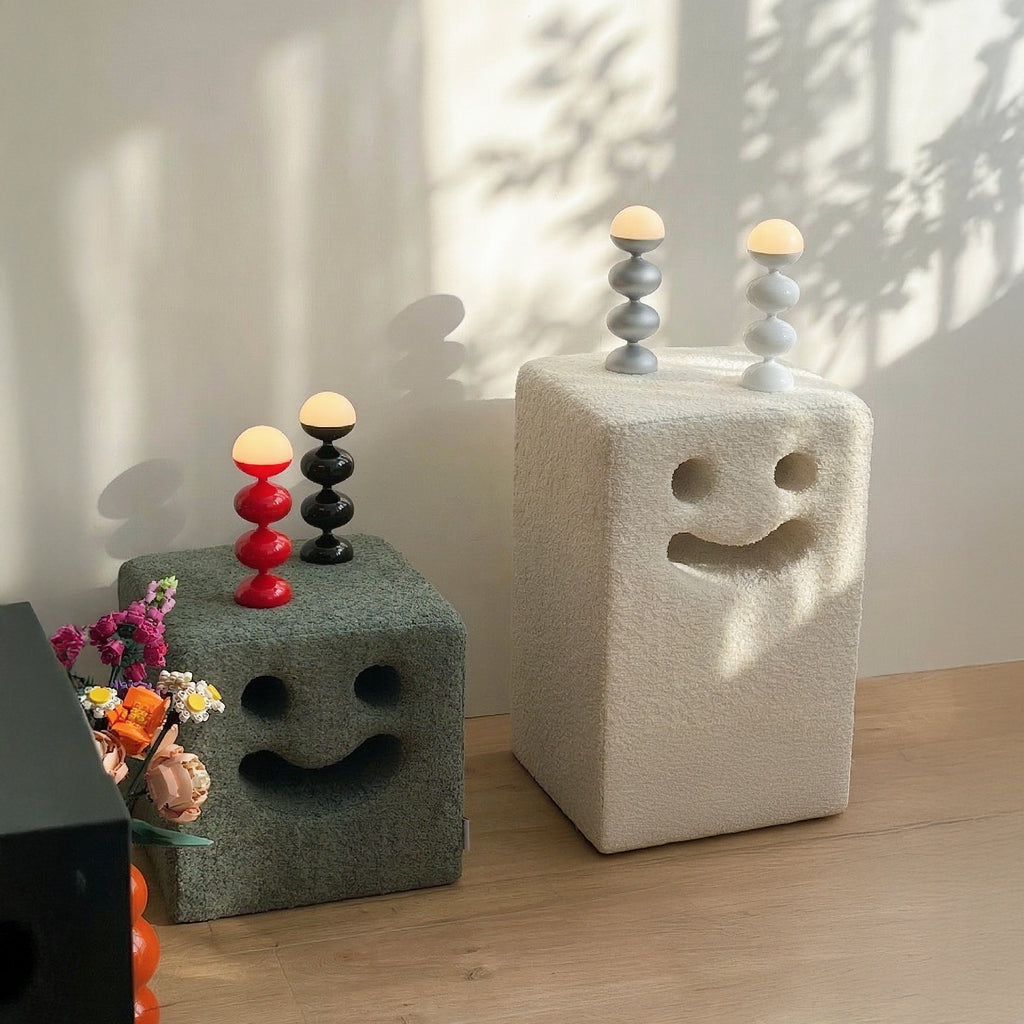OH RRR MAK HOUSE｜Smile Stool 微笑椅 - White (Standard)