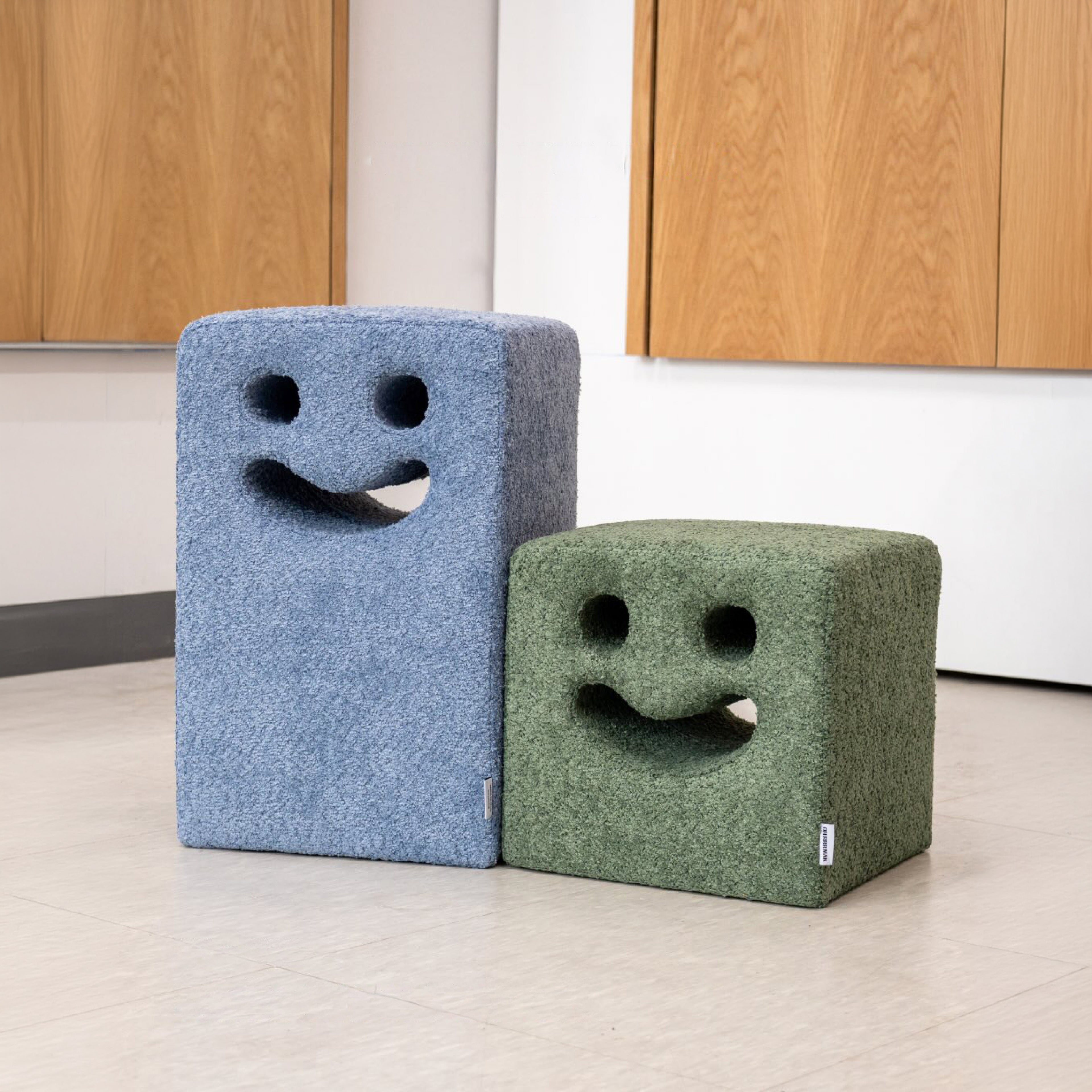 OH RRR MAK HOUSE｜Smile Stool 微笑椅 - White (Standard)
