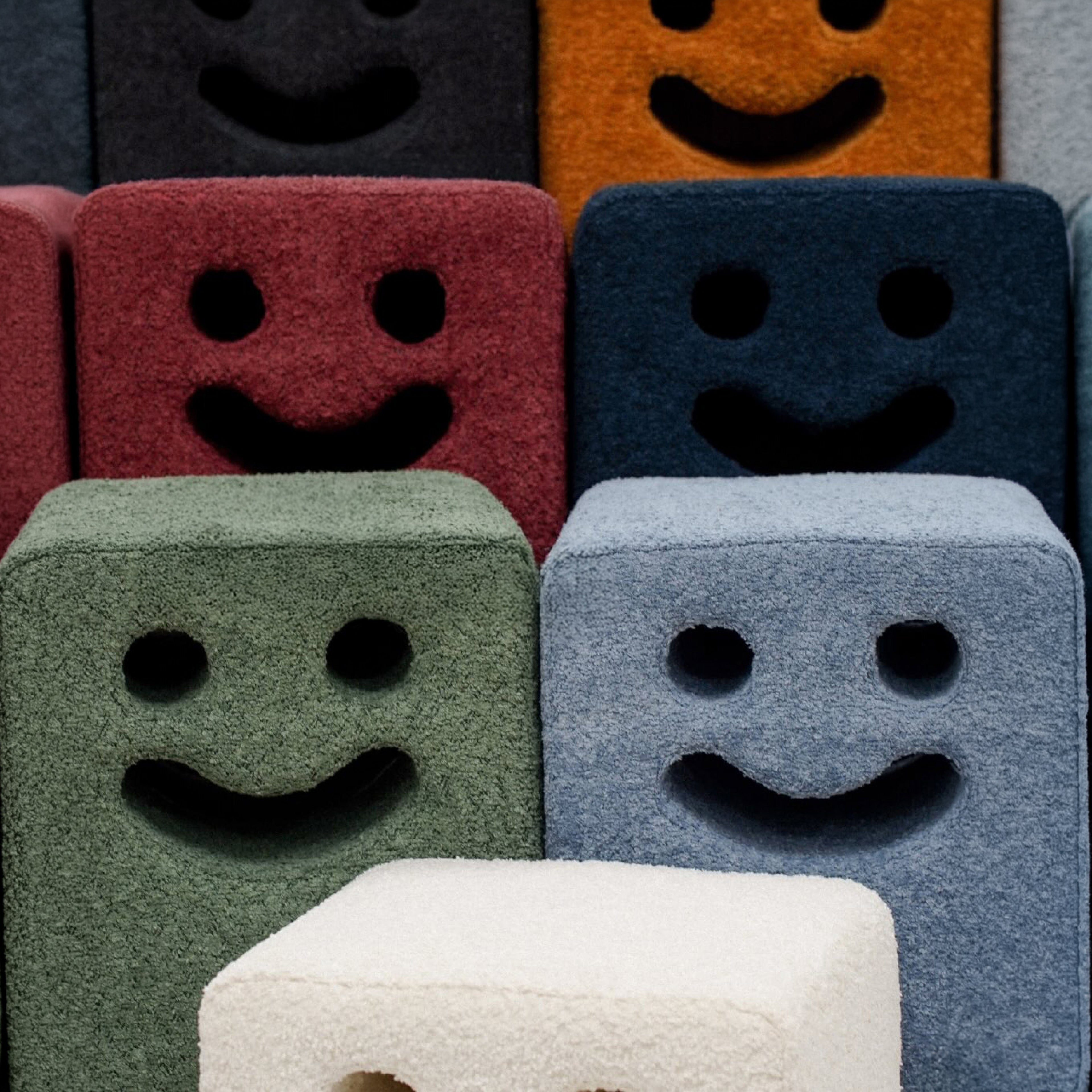 OH RRR MAK HOUSE｜Smile Stool 微笑椅 - White (Standard)