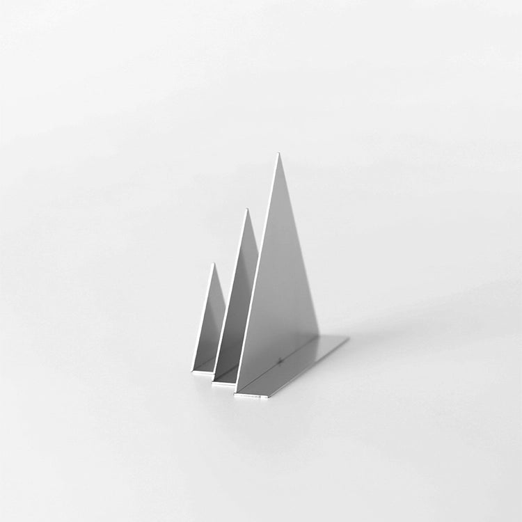GREENWAYCOURT｜Eye Bookend 不銹鋼幾何書架 / 書擋 02