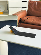 BLUE BALCONY｜Shape of Flying 線香座 - Black