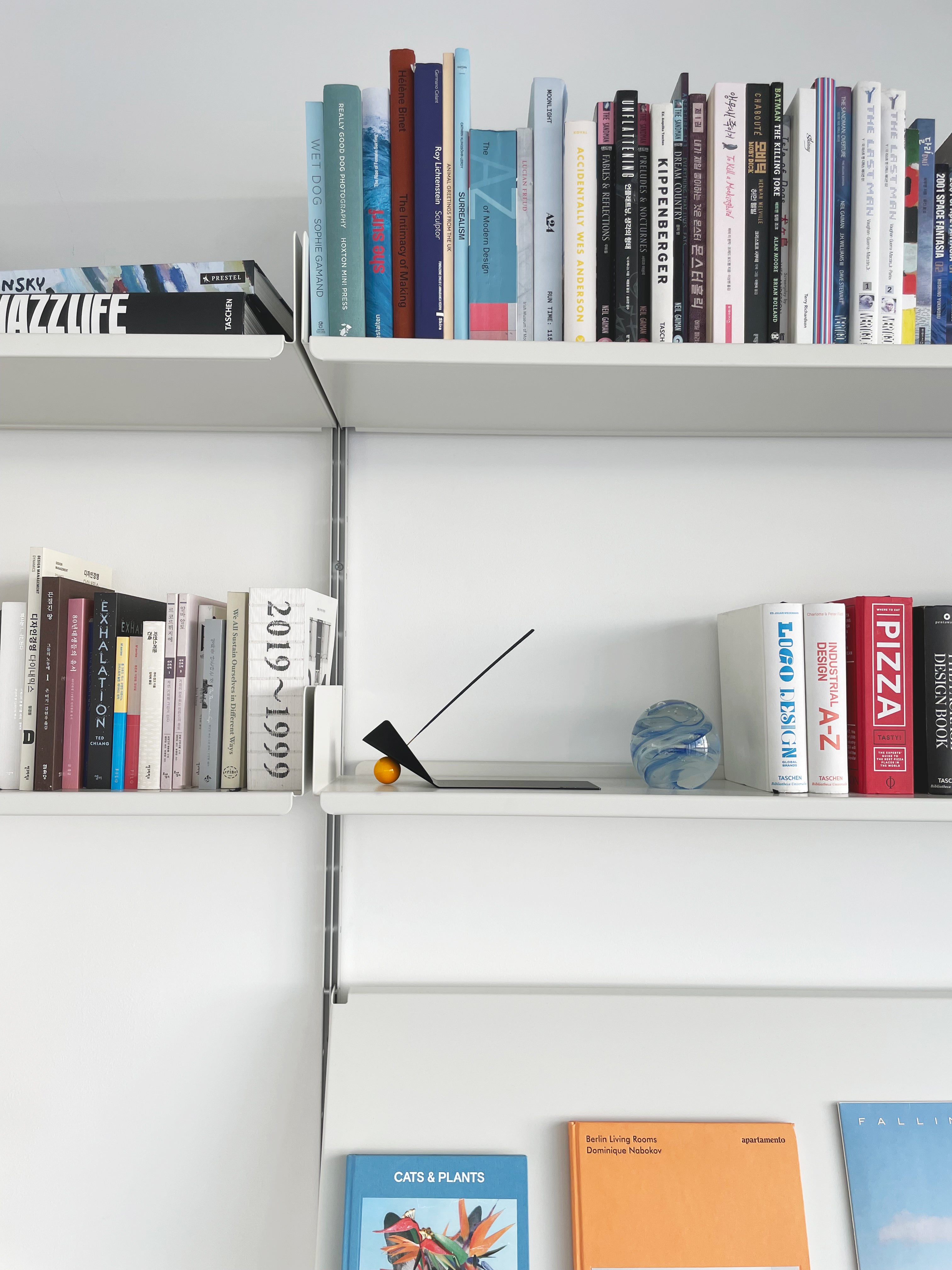 BLUE BALCONY｜Shape of Flying 線香座 - Black