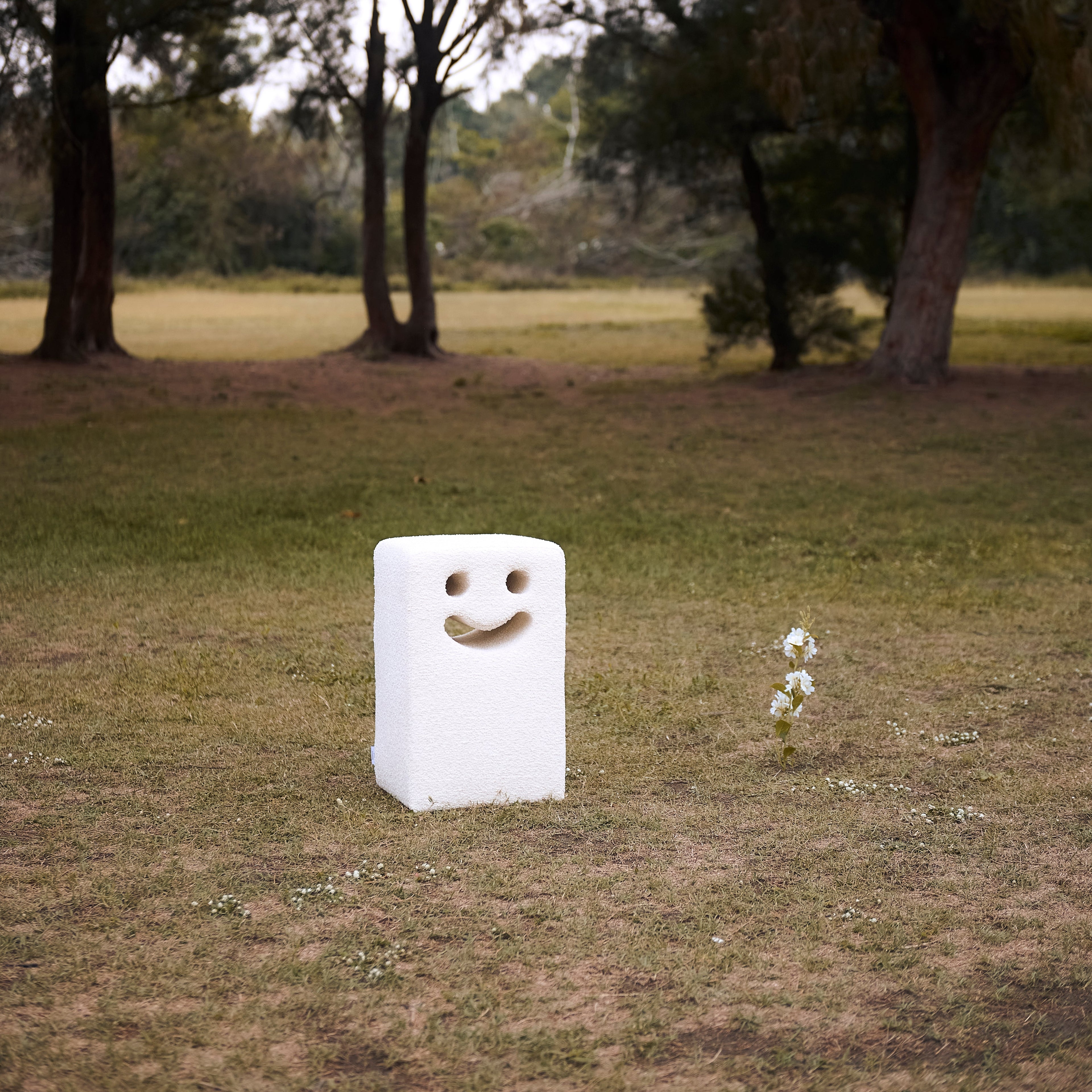 OH RRR MAK HOUSE｜Smile Stool 微笑椅