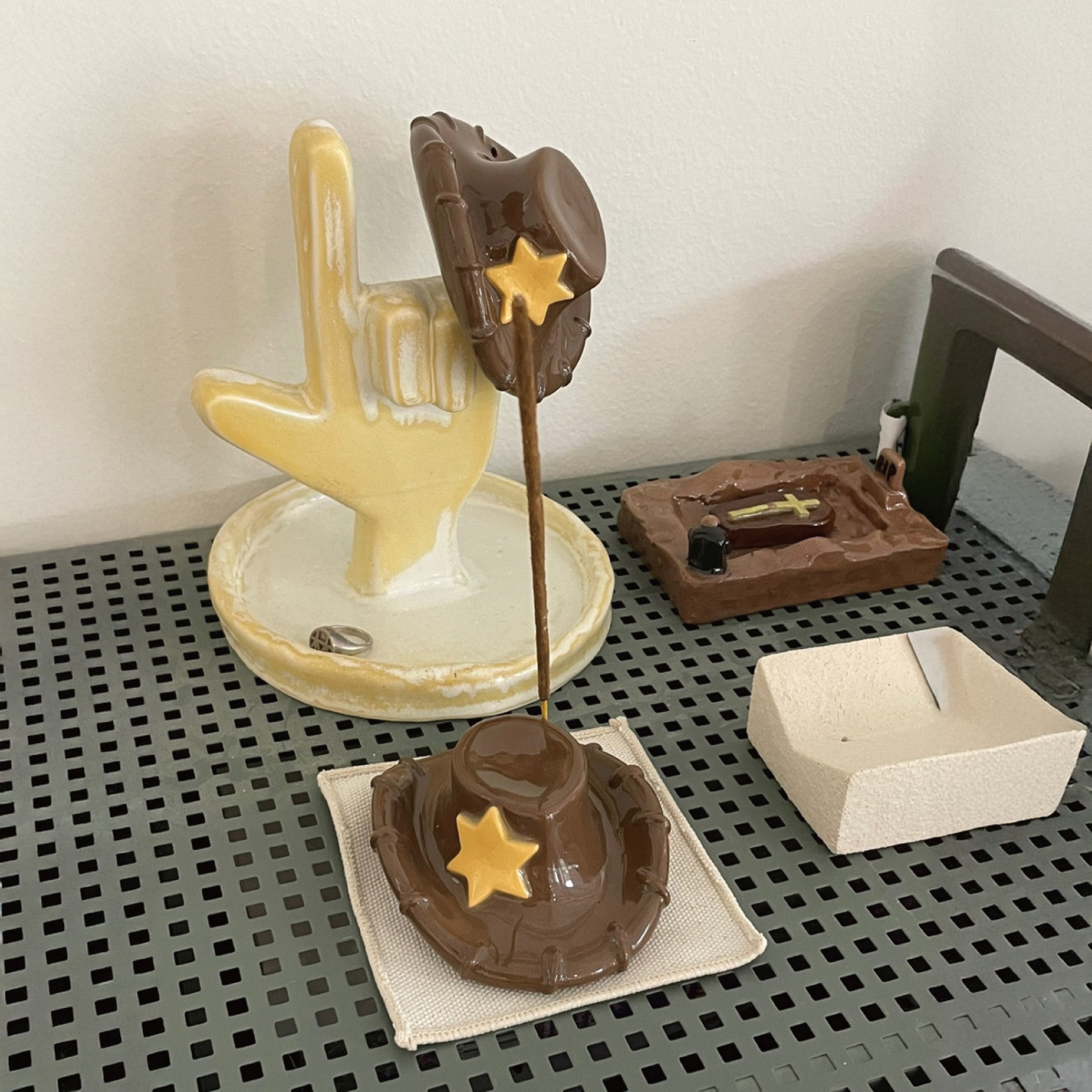 EACHIKE｜復古牛仔帽線香座