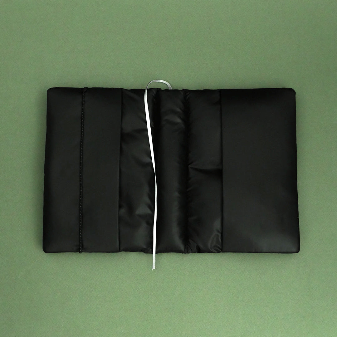 MERGE｜Snug Book Cover 雲朵書套 - Black / 黑
