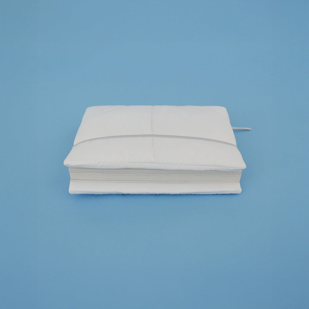 MERGE｜Snug Book Cover 雲朵書套 - White / 白