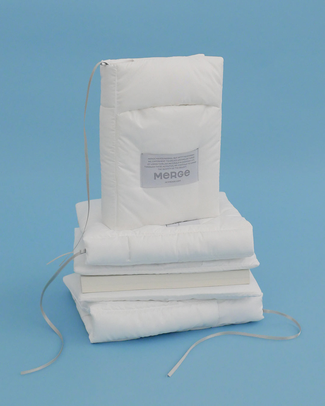 MERGE｜Snug Book Cover 雲朵書套 - White / 白